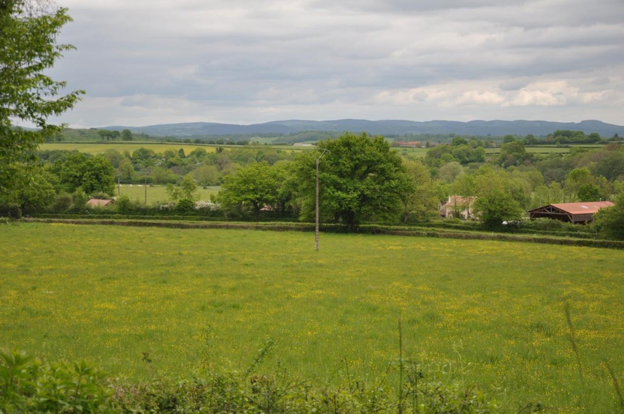 Canal Du Nivernais Gites Le Champ Radis Marigny-sur-Yonne Exteriör bild